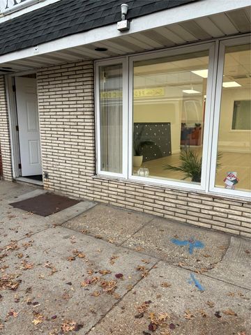 10 Verbena Avenue First Floor First Floor, Front, Floral Park, NY 11001