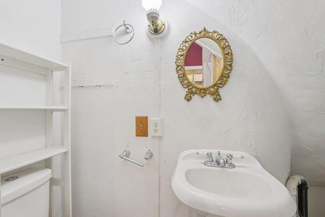 711 E Walworth AVENUE, Delavan, WI 53115