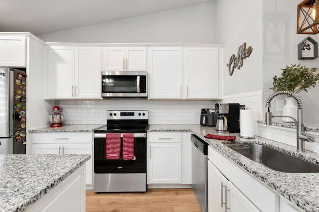 1308 Chapel Hill Drive, Mishawaka, IN 46545