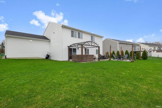 1308 Chapel Hill Drive, Mishawaka, IN 46545