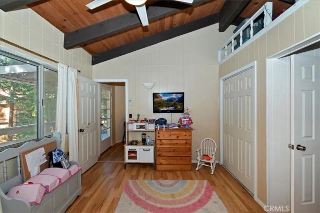 770 Berne, Crestline, CA 92325