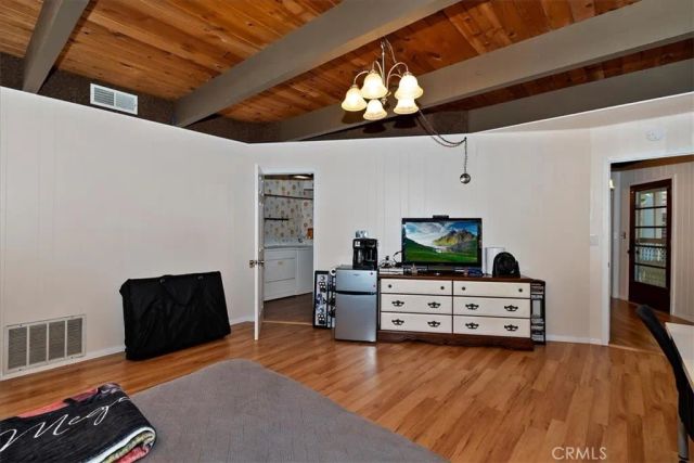 770 Berne, Crestline, CA 92325