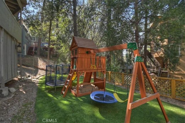 770 Berne, Crestline, CA 92325