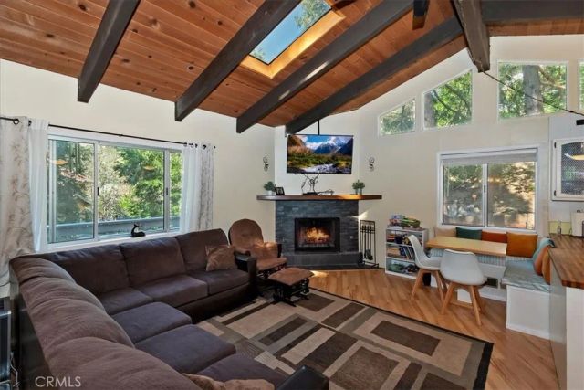 770 Berne, Crestline, CA 92325