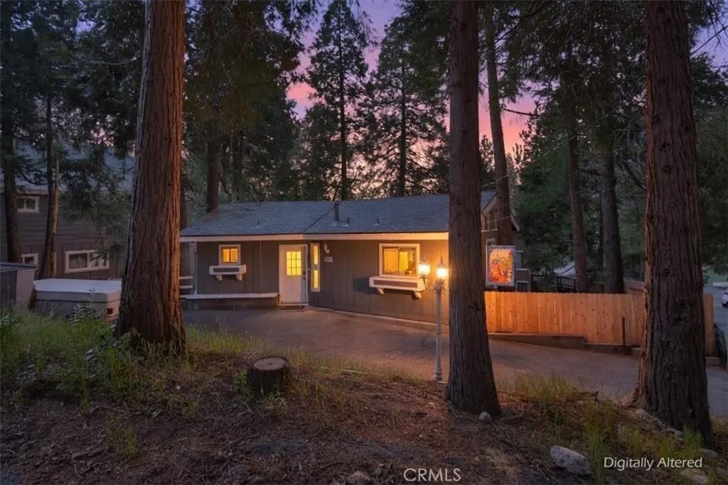 770 Berne, Crestline, CA 92325