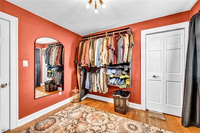 5697 W 54th Street, Parma, OH 44129