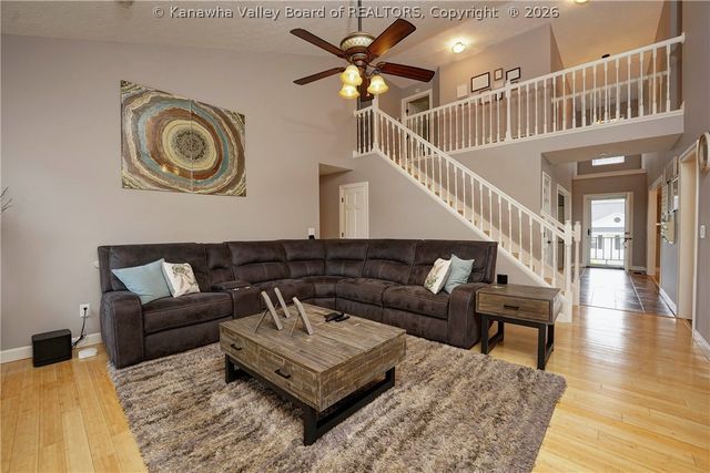 703 Charlie Street, Hurricane, WV 25526