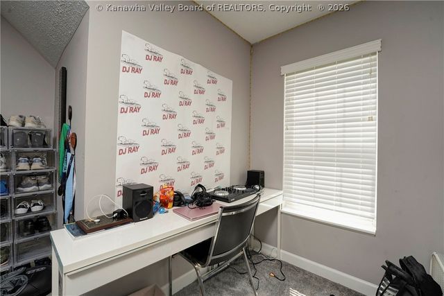 703 Charlie Street, Hurricane, WV 25526