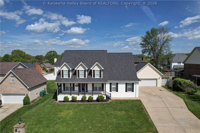703 Charlie Street, Hurricane, WV 25526