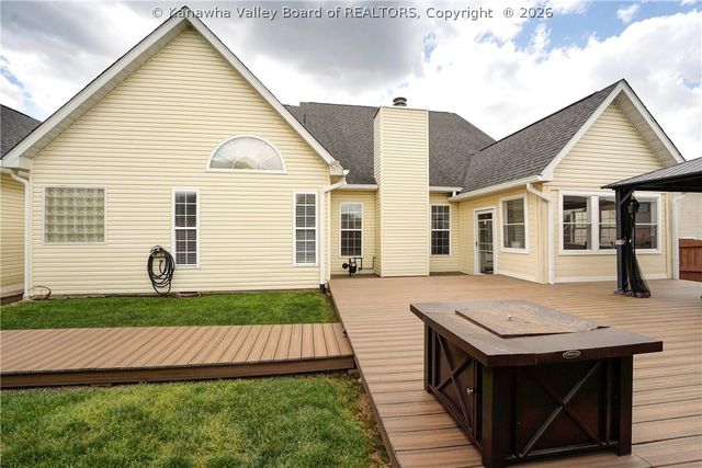 703 Charlie Street, Hurricane, WV 25526