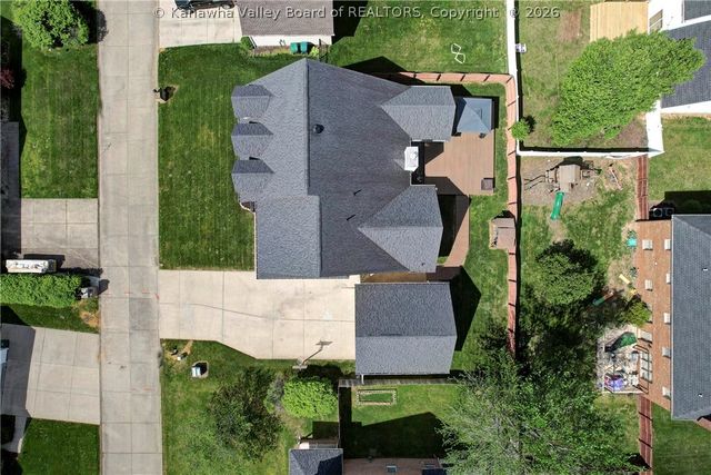 703 Charlie Street, Hurricane, WV 25526