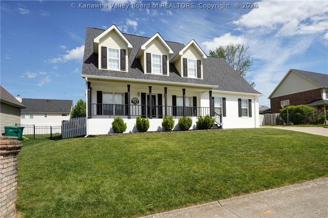703 Charlie Street, Hurricane, WV 25526