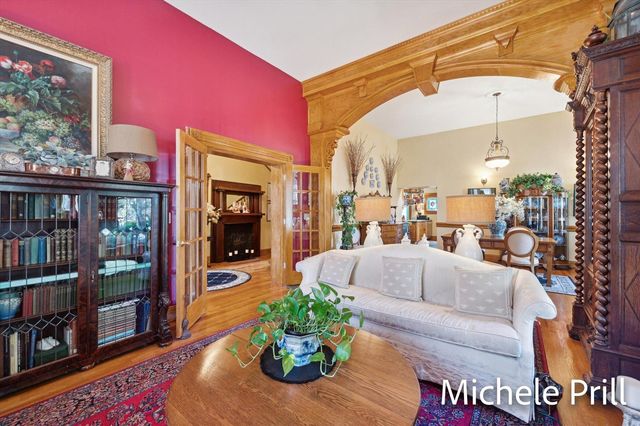 118 E Oliver Street, Owosso, MI 48867