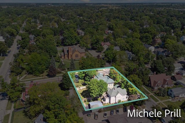 118 E Oliver Street, Owosso, MI 48867