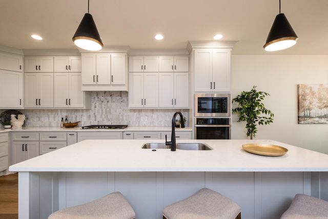 35 Belles Fleurs Circle, Little Rock, AR 72223