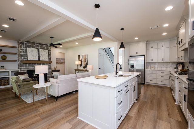 35 Belles Fleurs Circle, Little Rock, AR 72223