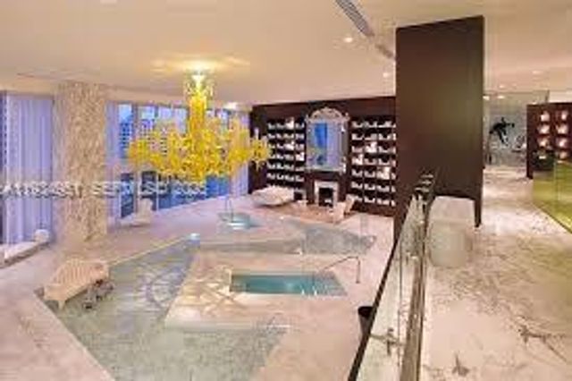 495 Brickell Ave 2610, Miami, FL 33131