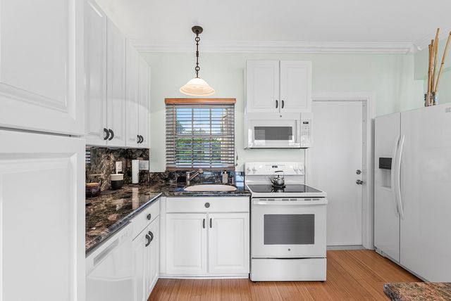 1299 S Ocean Boulevard R11, Boca Raton, FL 33432