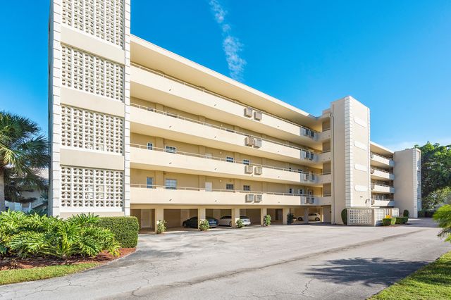 1299 S Ocean Boulevard R11, Boca Raton, FL 33432