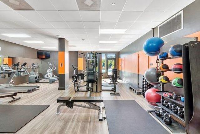 90 Edgewater Drive 917, Coral Gables, FL 33133