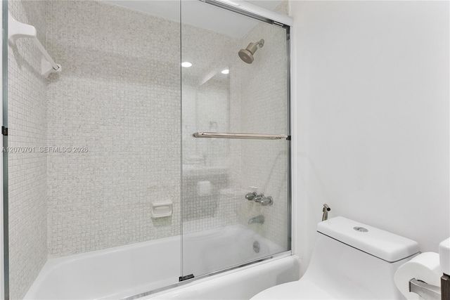 90 Edgewater Drive 917, Coral Gables, FL 33133