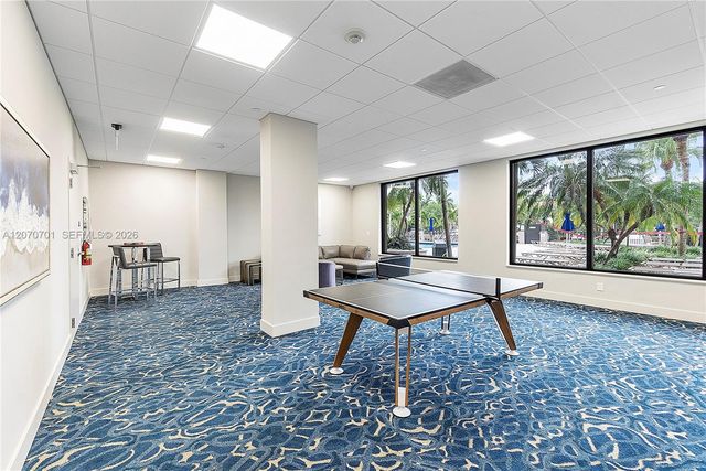 90 Edgewater Drive 917, Coral Gables, FL 33133