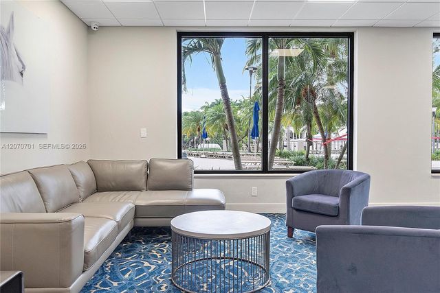90 Edgewater Drive 917, Coral Gables, FL 33133