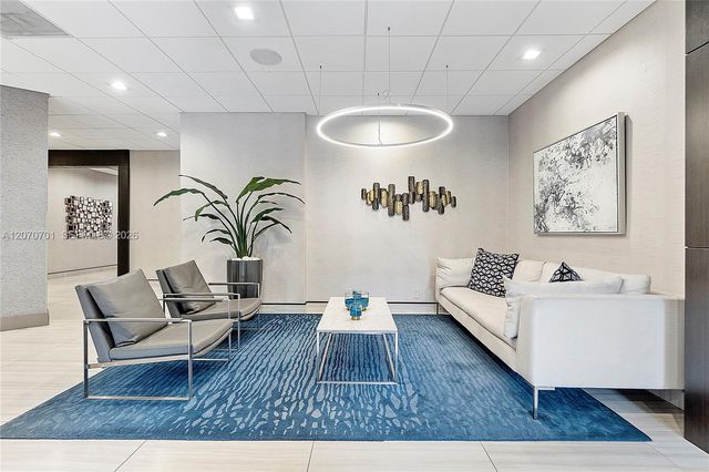 90 Edgewater Drive 917, Coral Gables, FL 33133