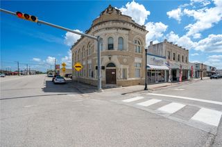 201 E Sinton St, Sinton, TX 78387