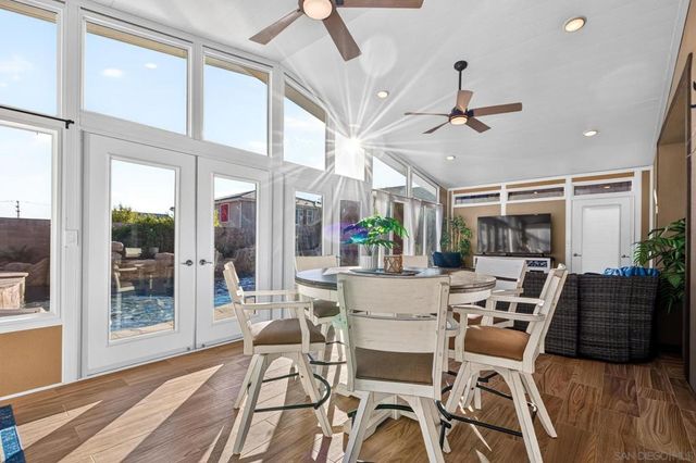 2077 Del Rincon Place, Escondido, CA 92026