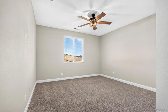 2077 Del Rincon Place, Escondido, CA 92026