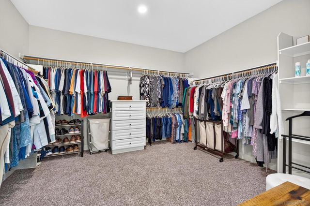 2077 Del Rincon Place, Escondido, CA 92026