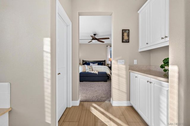 2077 Del Rincon Place, Escondido, CA 92026