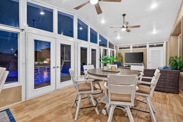 2077 Del Rincon Place, Escondido, CA 92026