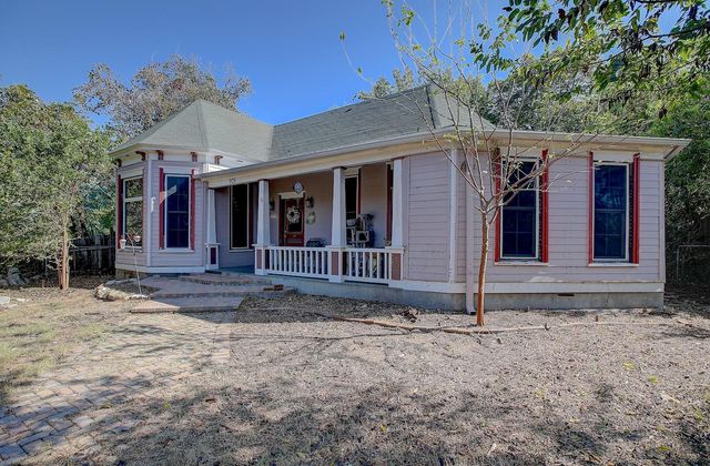 905 S Walnut ST, Georgetown, TX 78626