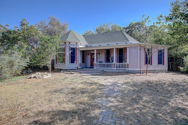 905 S Walnut ST, Georgetown, TX 78626