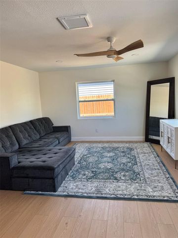 7620 74TH STREET N, Pinellas Park, FL 33781