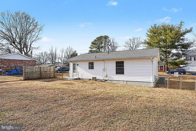 408 HAMILTON ST, Fredericksburg, VA 22408