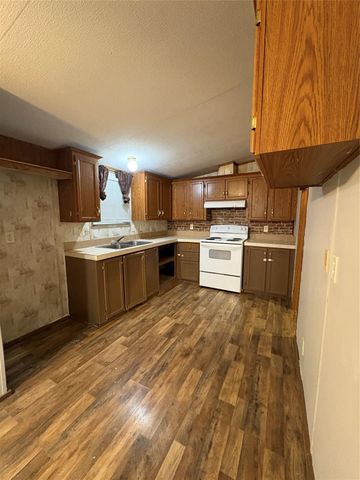 12619 Lazy Cove Drive, Willis, TX 77318