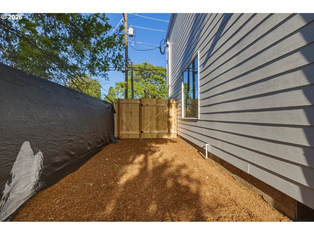 7041 Se 60th Ave, Portland, OR 97206
