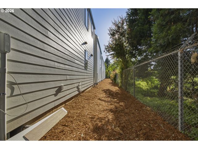 7041 Se 60th Ave, Portland, OR 97206