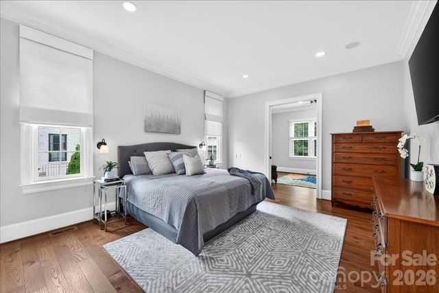 2135 Sharon Avenue, Charlotte, NC 28211