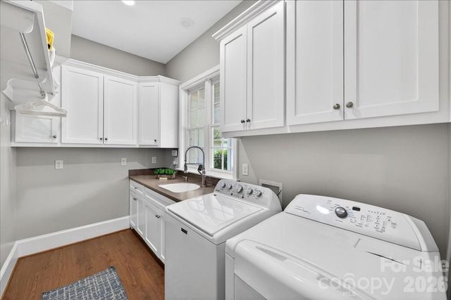 2135 Sharon Avenue, Charlotte, NC 28211