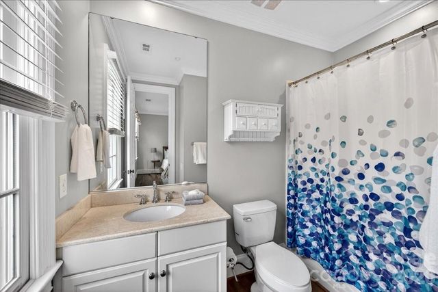 2135 Sharon Avenue, Charlotte, NC 28211