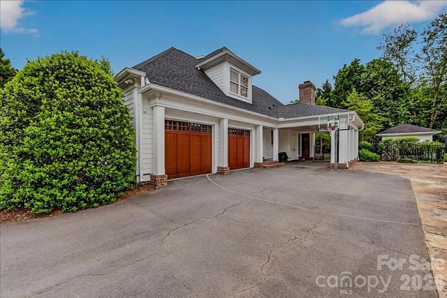 2135 Sharon Avenue, Charlotte, NC 28211