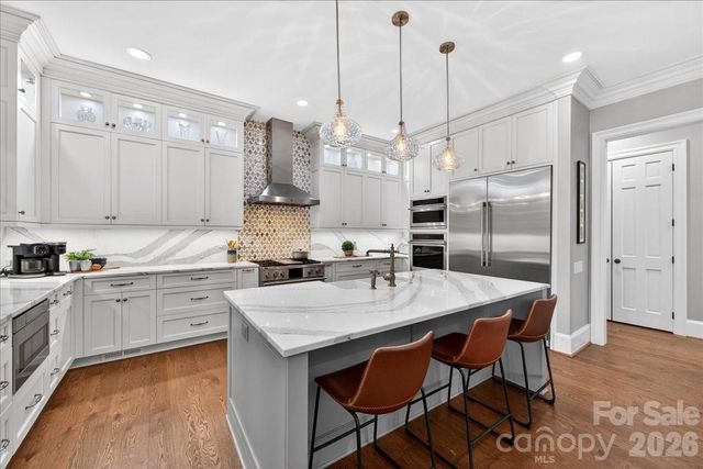 2135 Sharon Avenue, Charlotte, NC 28211
