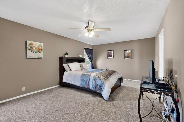 1221 Tanglewood Place NW, Albuquerque, NM 87120