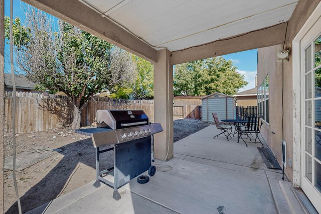 1221 Tanglewood Place NW, Albuquerque, NM 87120