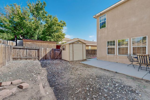 1221 Tanglewood Place NW, Albuquerque, NM 87120