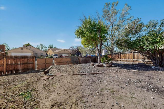 1221 Tanglewood Place NW, Albuquerque, NM 87120